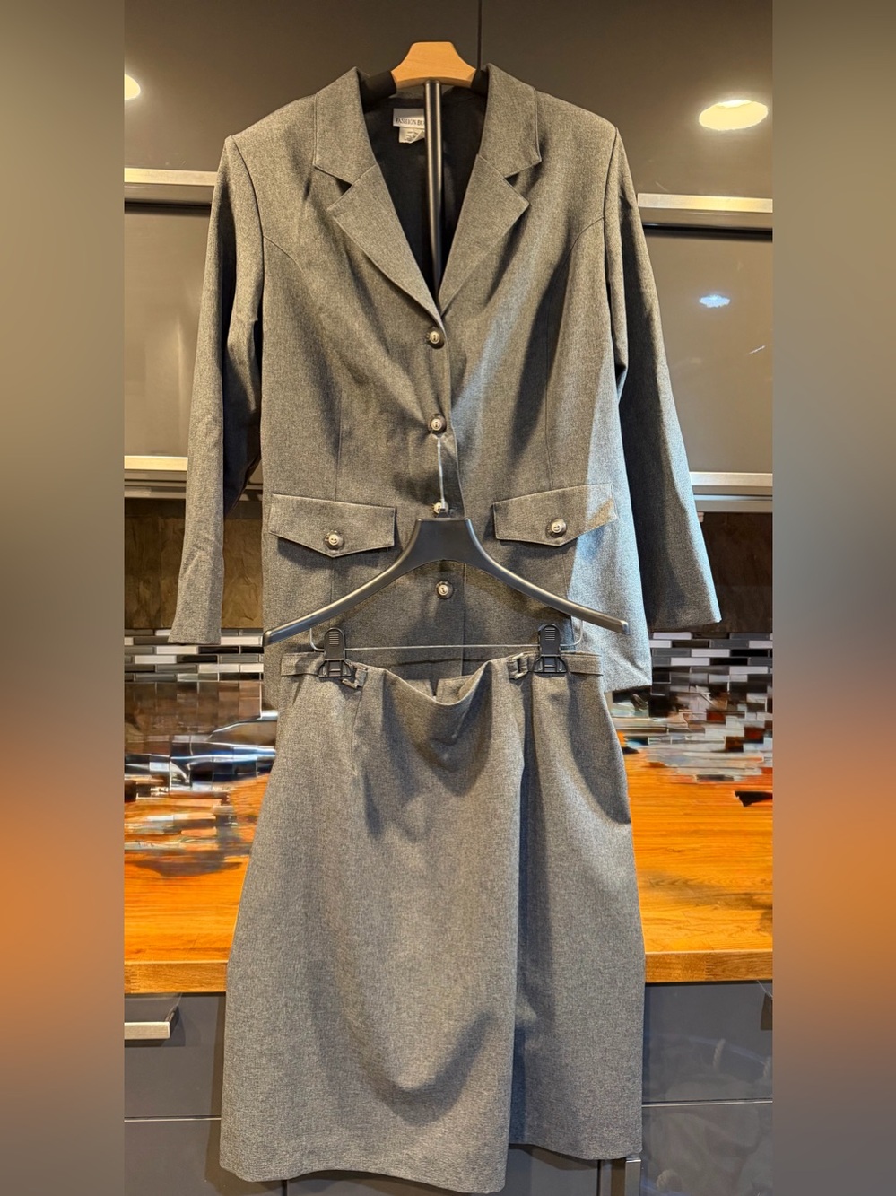 Vintage Fashion Bug Gray Skirt Suit - size 18/20